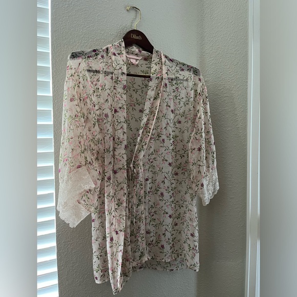Victoria's Secret Other - Vintage Victoria’s Secret sheer kimono